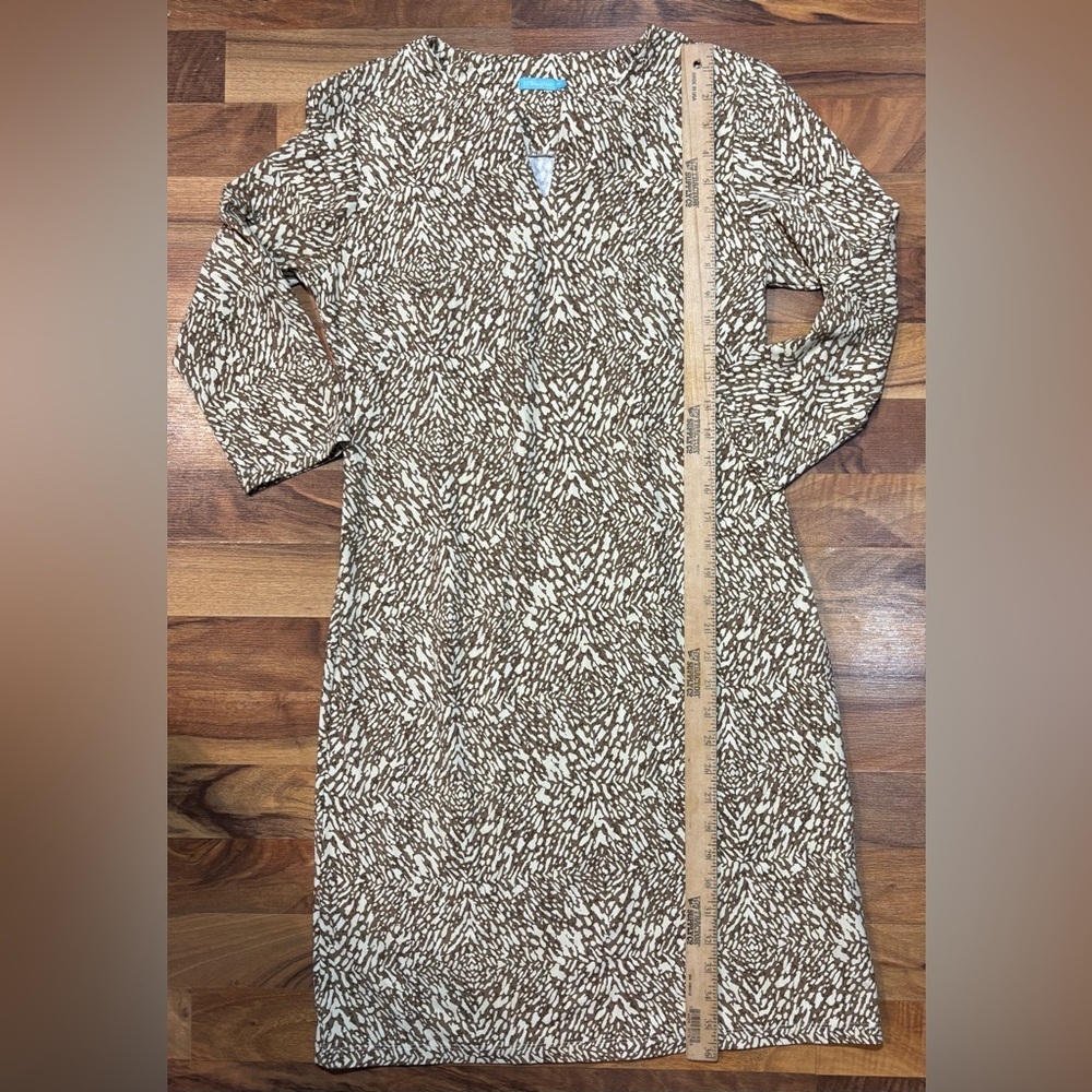 J.McLaughlin Catalina Cloth Dress M Brown Ivory Print 3/4 Sleeve Stretch Shift - Picture 2 of 4